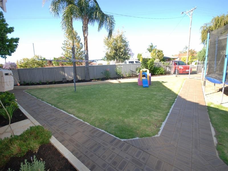 7 Burns Street, Narrogin WA 6312