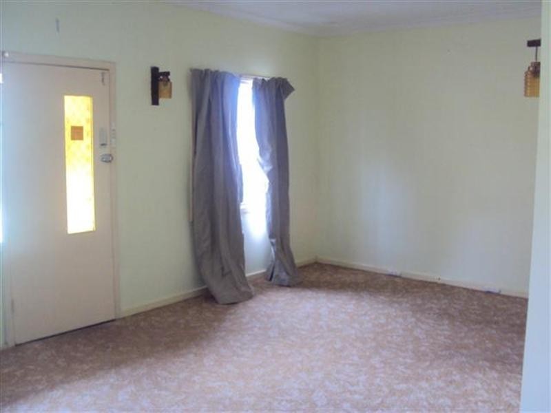 5 Clough Place, Narrogin WA 6312