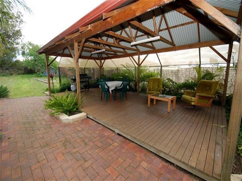 14 Daglish, Narrogin WA 6312