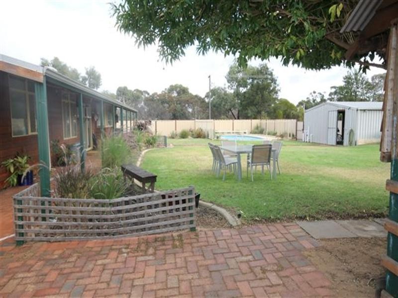 35 Palmer Street, Narrogin WA 6312