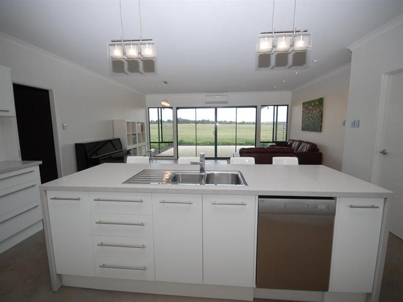 303 Simmons Road, Narrogin WA 6312