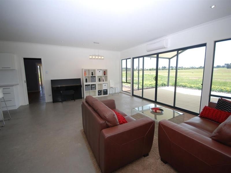 303 Simmons Road, Narrogin WA 6312