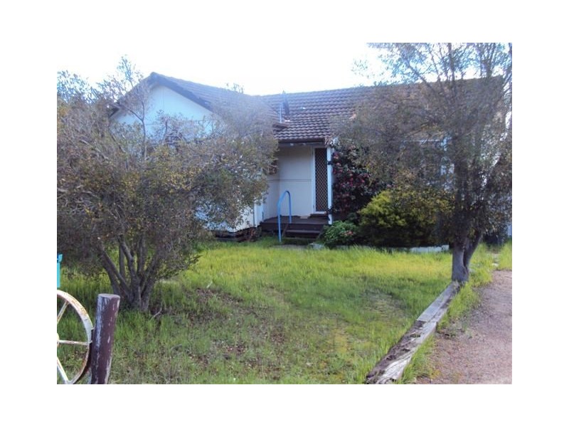 70 Lock Street, Narrogin WA 6312