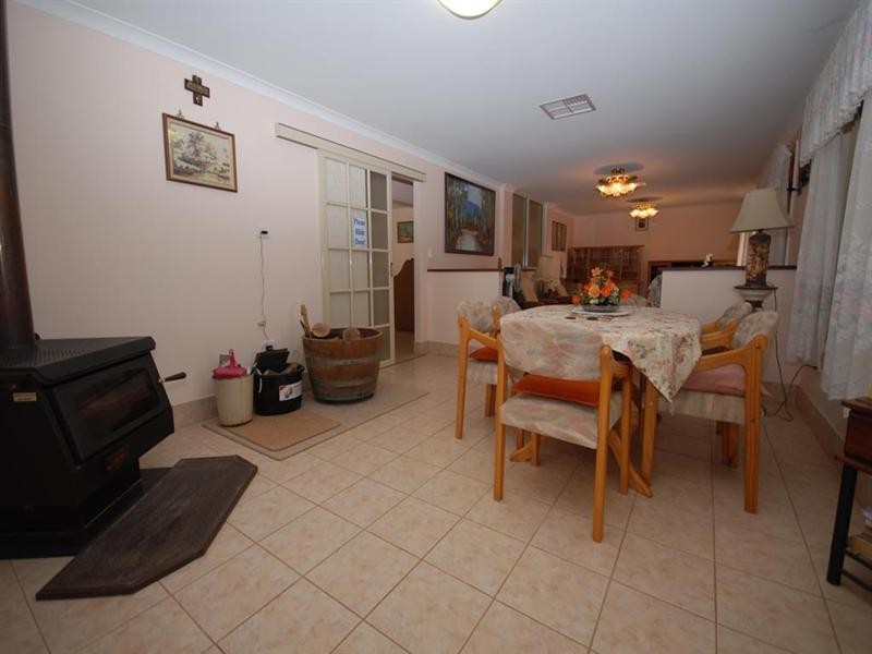 38 Mokine Road, Narrogin WA 6312