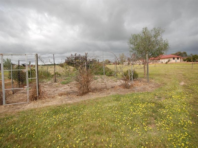 38 Mokine Road, Narrogin WA 6312