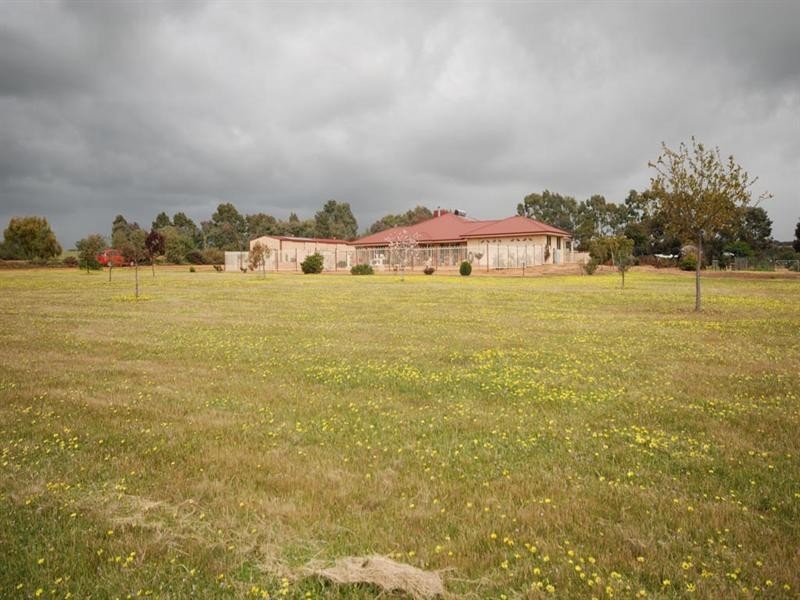 38 Mokine Road, Narrogin WA 6312