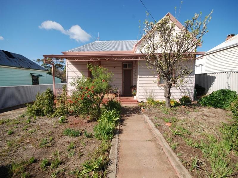 55 Falcon Street, Narrogin WA 6312