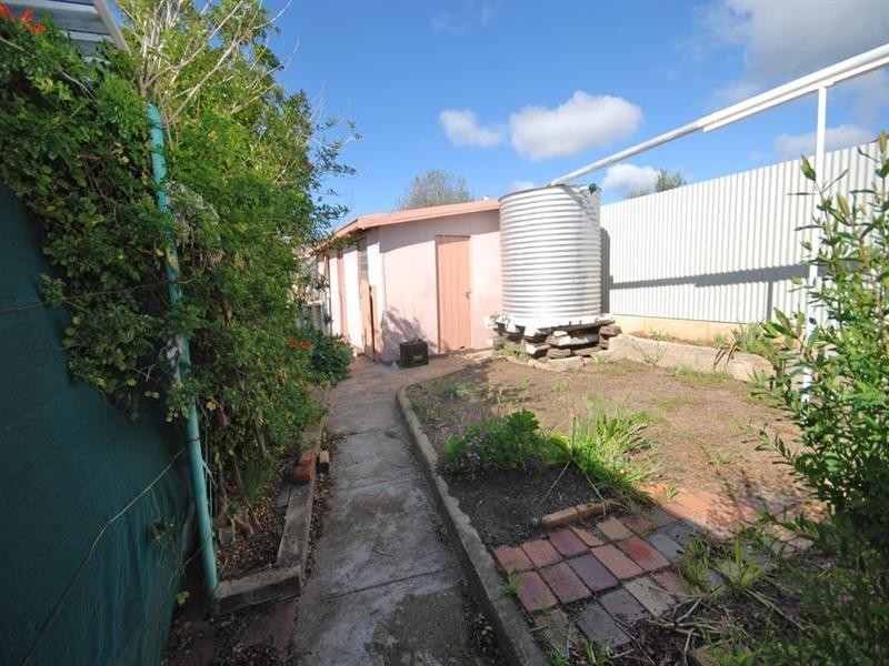 55 Falcon Street, Narrogin WA 6312