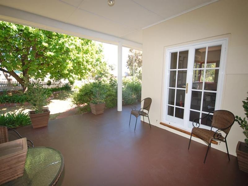 125 Narrakine Road, Narrogin WA 6312