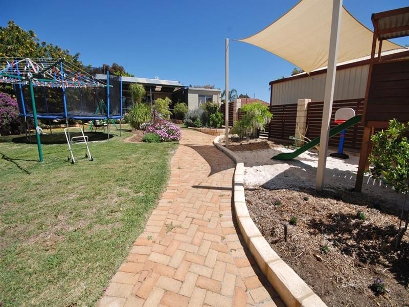 125 Narrakine Road, Narrogin WA 6312