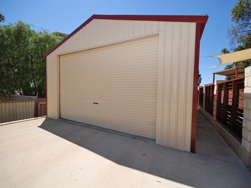 125 Narrakine Road, Narrogin WA 6312