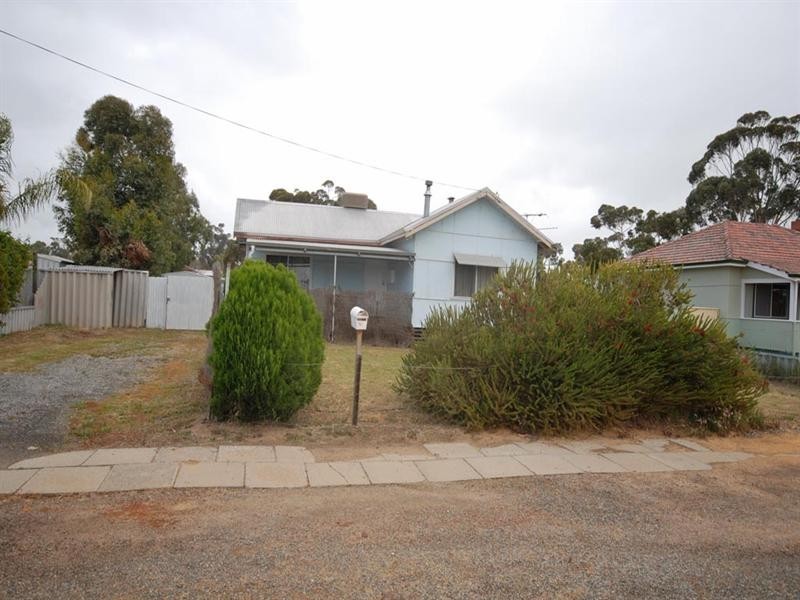 90 White Street, Brookton WA 6306