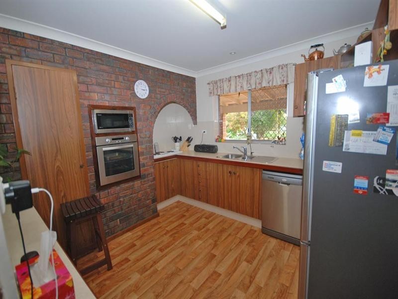 25 Hough Street, Narrogin WA 6312