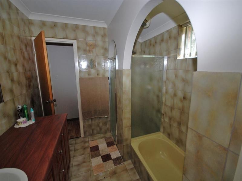 25 Hough Street, Narrogin WA 6312