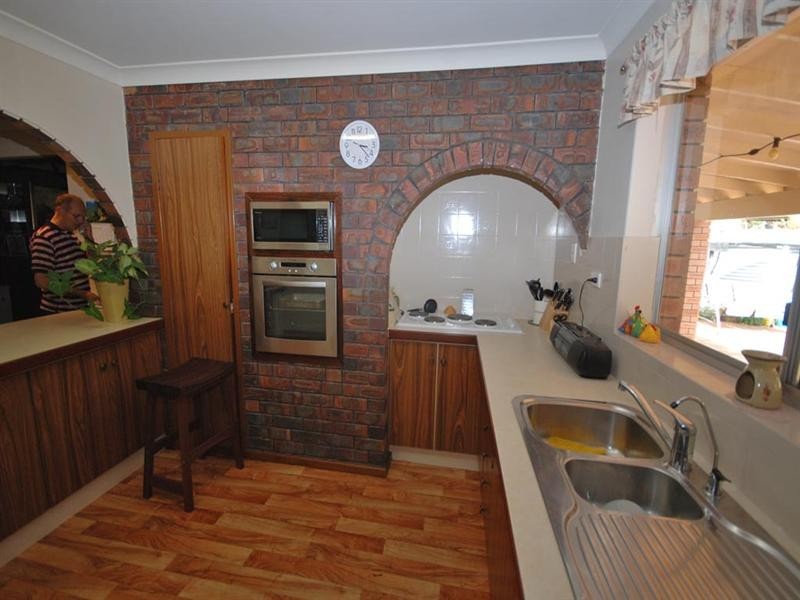 25 Hough Street, Narrogin WA 6312