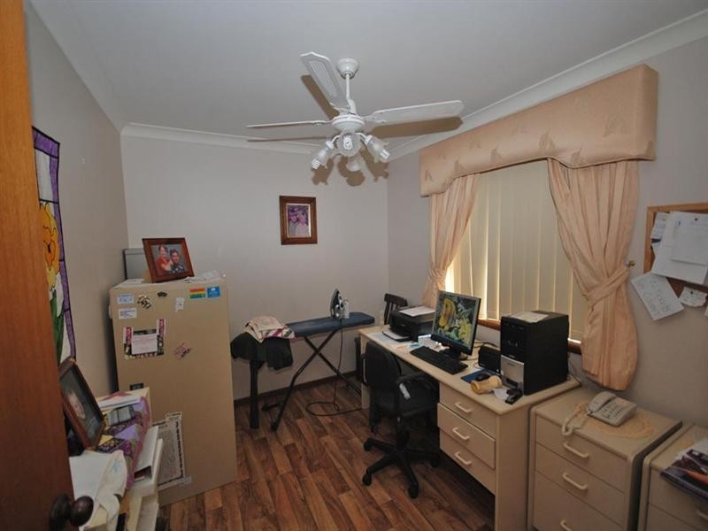 25 Hough Street, Narrogin WA 6312