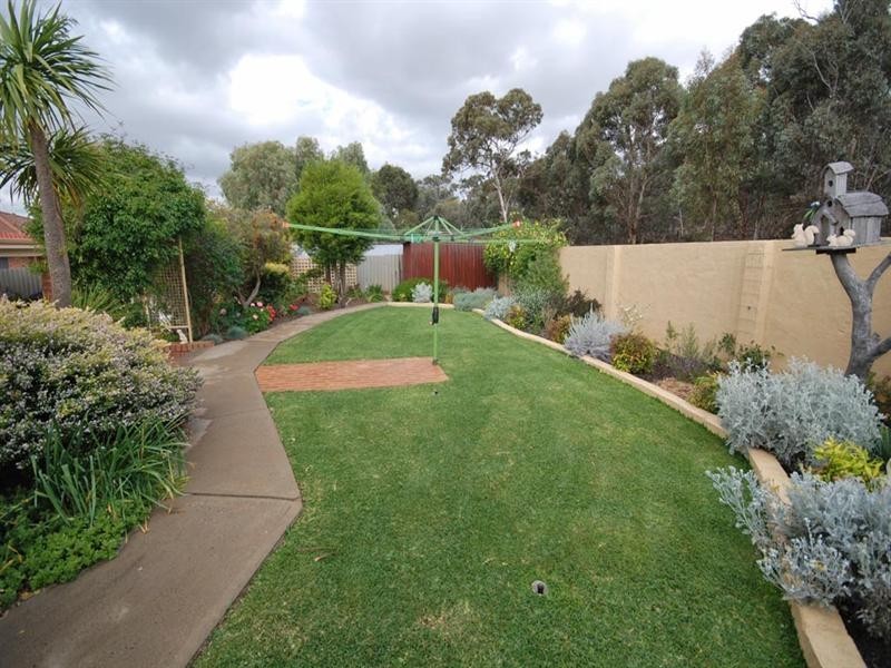 25 Hough Street, Narrogin WA 6312