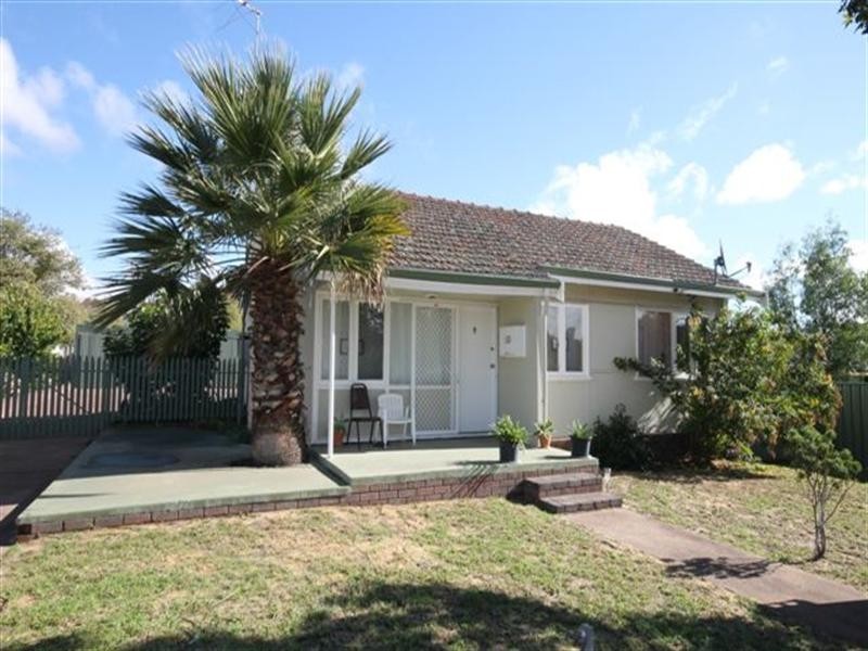 10 Floyed Street, Narrogin WA 6312