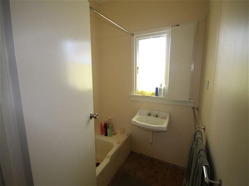 10 Floyed Street, Narrogin WA 6312