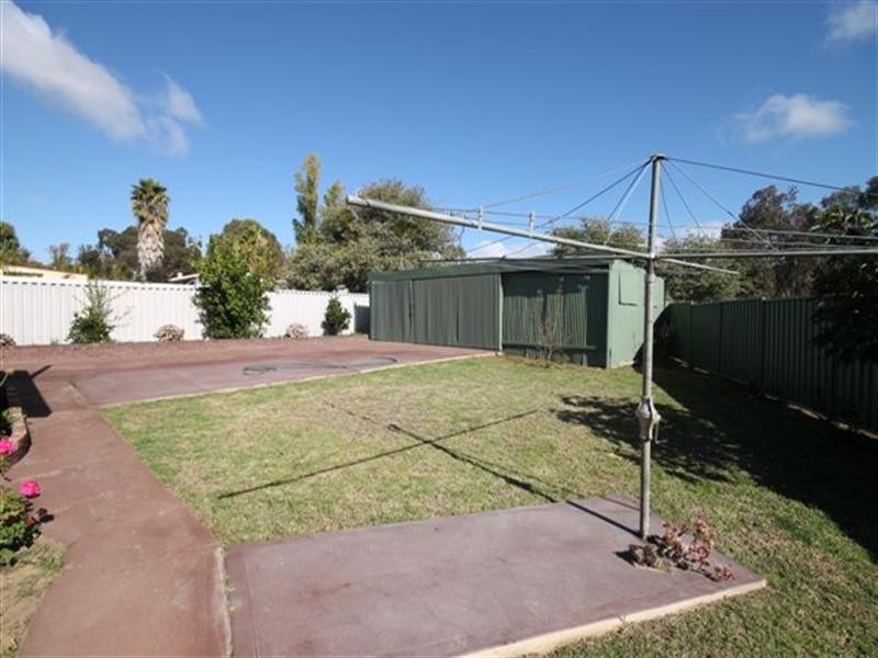 10 Floyed Street, Narrogin WA 6312