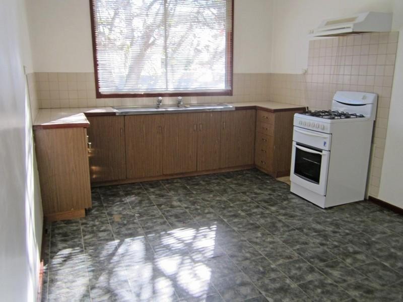 121 Ensign, Narrogin WA 6312