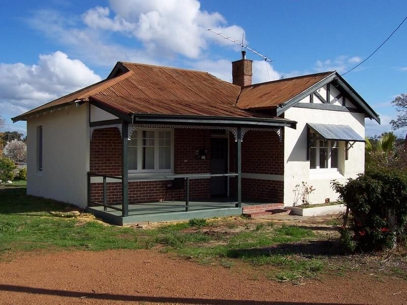 38 Grant Street, Narrogin WA 6312