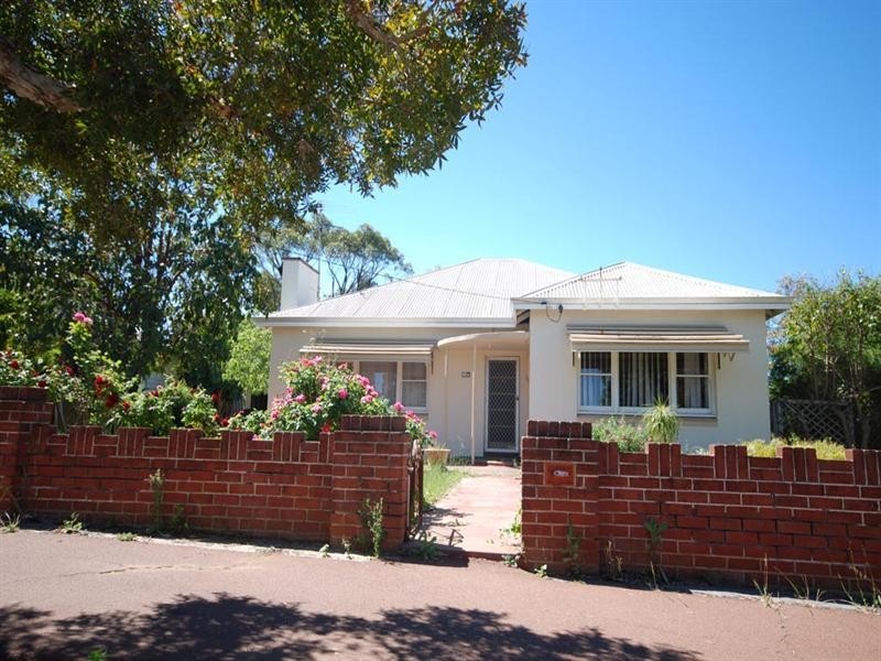 16a Furnival Street, Narrogin WA 6312