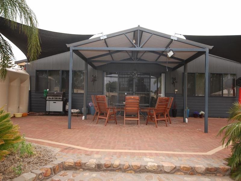 25 Hansard Street, Narrogin WA 6312