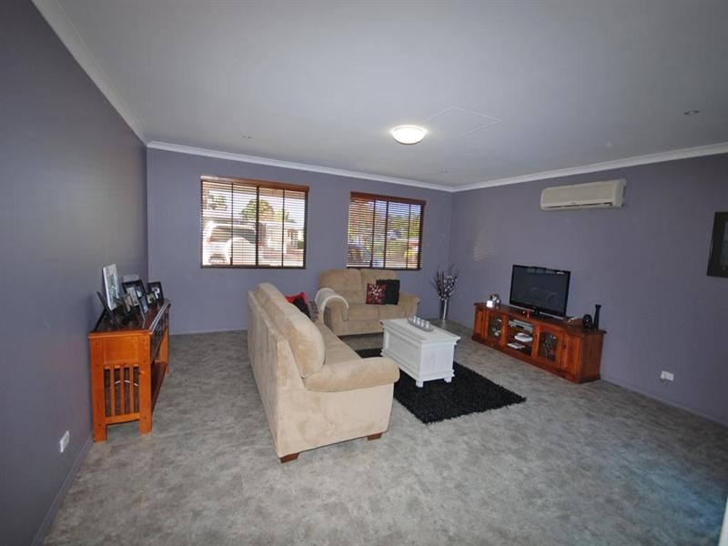 25 Hansard Street, Narrogin WA 6312