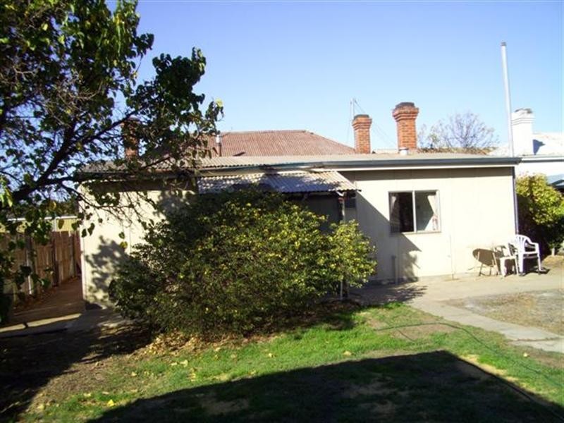 42 Fairway Street, Narrogin WA 6312