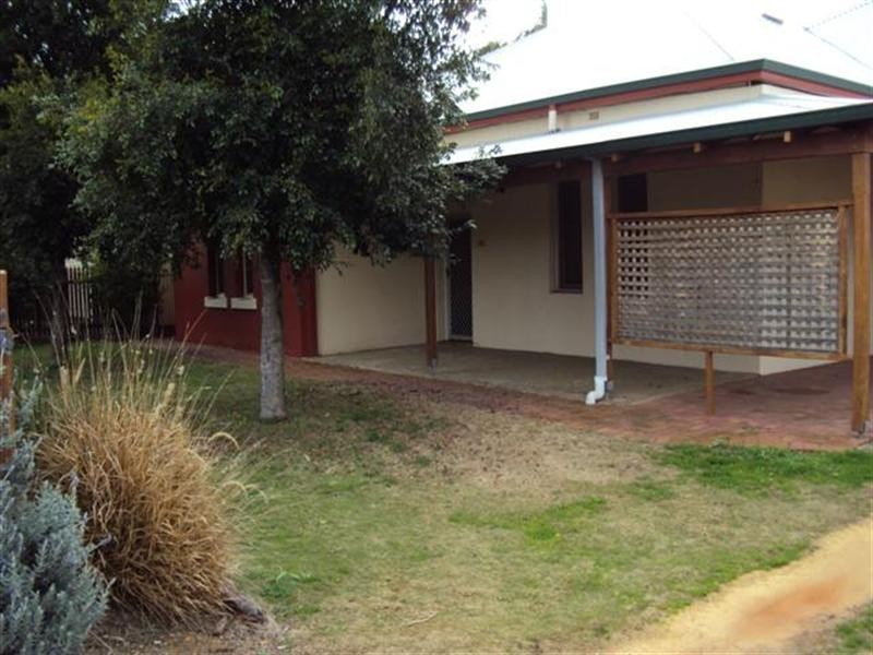 121 Federal Street, Narrogin WA 6312