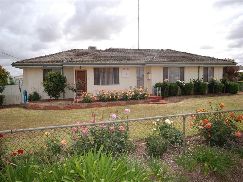17-19 Richardson Street, Williams WA 6391