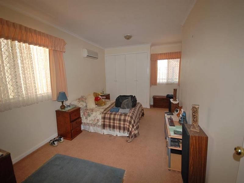 2 Sydney Hall Way, Narrogin WA 6312