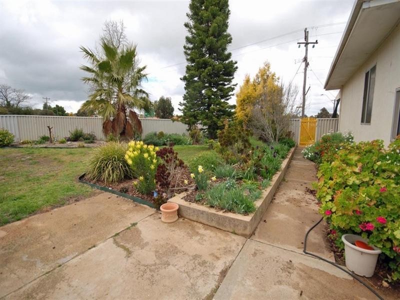 25 Kipling Street, Narrogin WA 6312