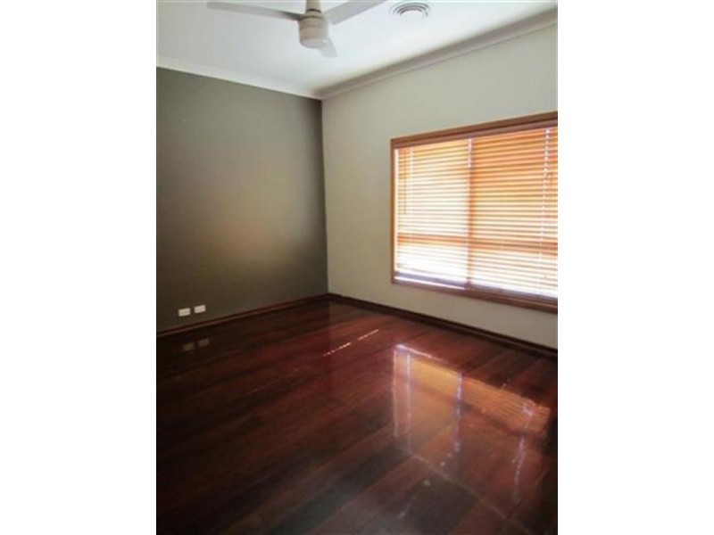 28 Doney, Narrogin WA 6312