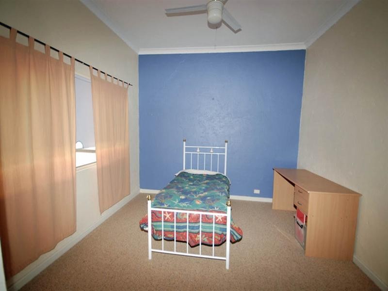 2 Fox Street, Narrogin WA 6312