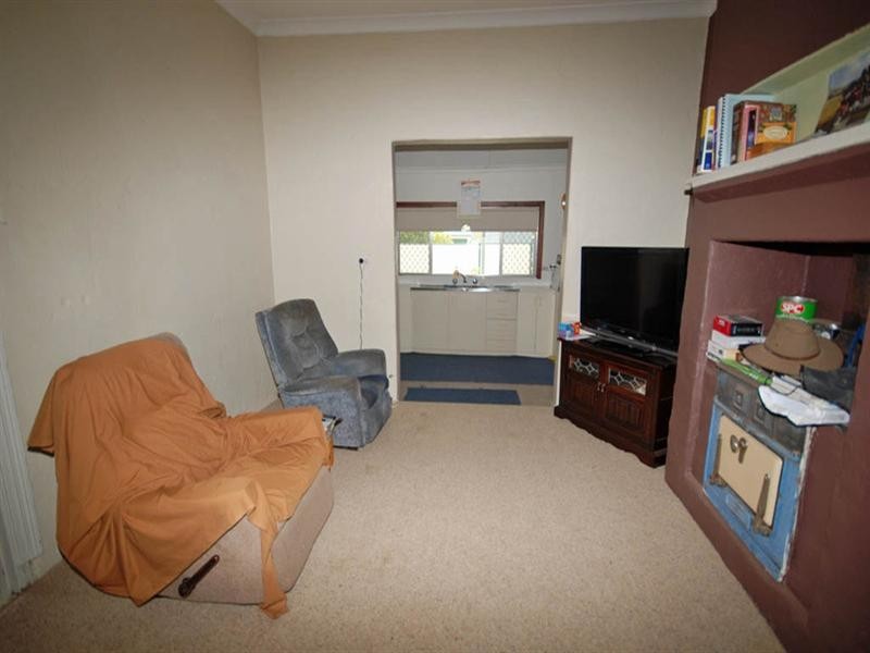 2 Fox Street, Narrogin WA 6312