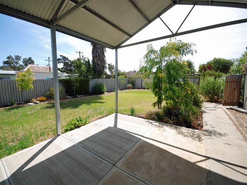 2 Fox Street, Narrogin WA 6312