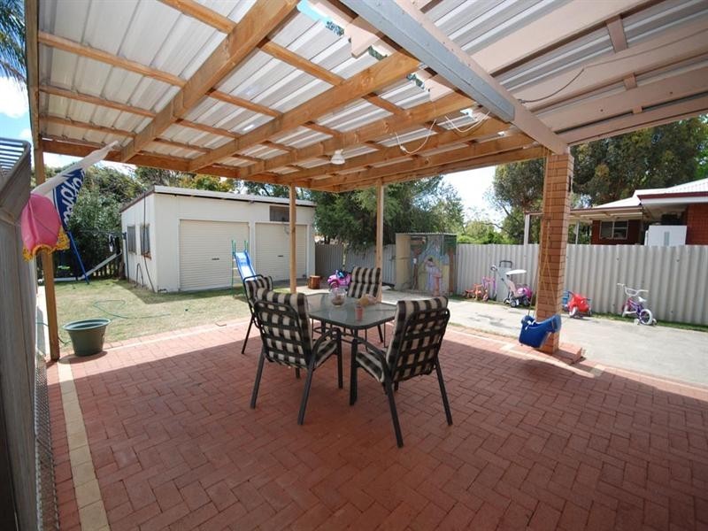 102 Ensign Street, Narrogin WA 6312