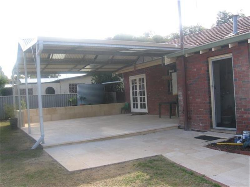 13 Lock Street, Narrogin WA 6312