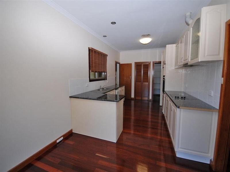 5 Sydney Hall Way, Narrogin WA 6312