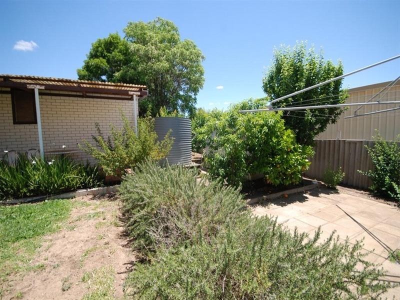 5 Sydney Hall Way, Narrogin WA 6312