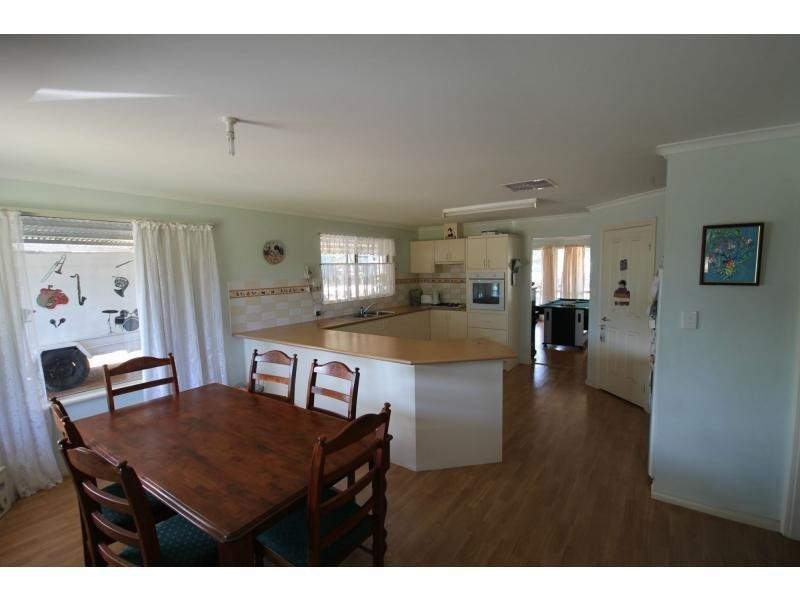 113 Clifford Street, Cuballing WA 6311