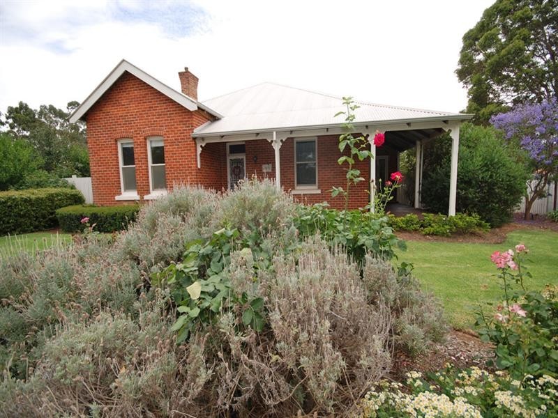 144 Clayton Road, Narrogin WA 6312