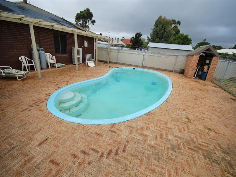 7 May Street, Narrogin WA 6312