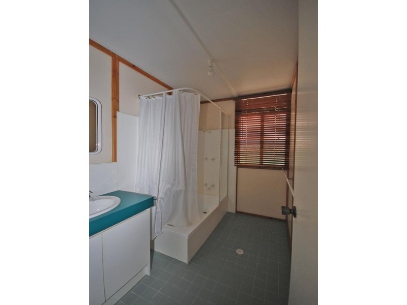 16 Fry Street, Williams WA 6391