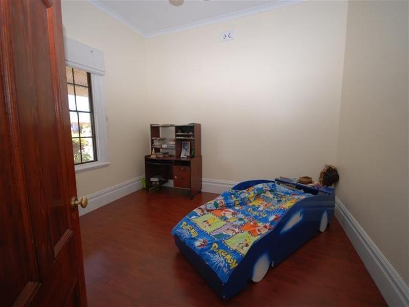 64 Doney Street, Narrogin WA 6312