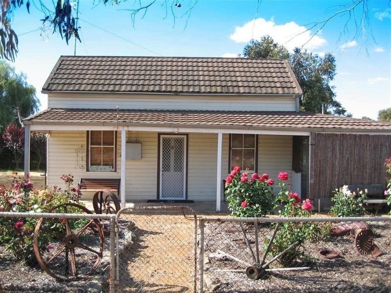 15 Johnston Street, Wickepin WA 6370