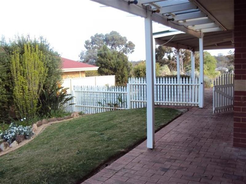 88 Forrest Street, Narrogin WA 6312