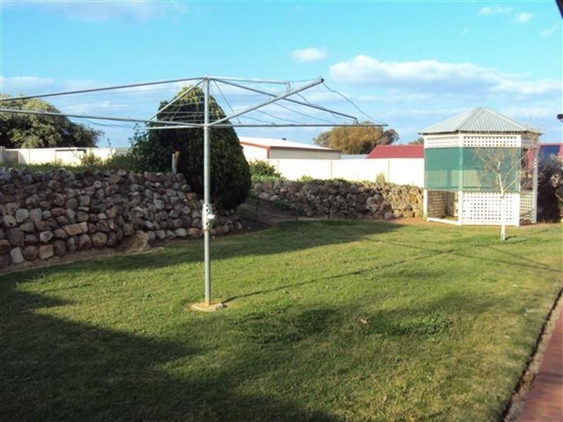 88 Forrest Street, Narrogin WA 6312